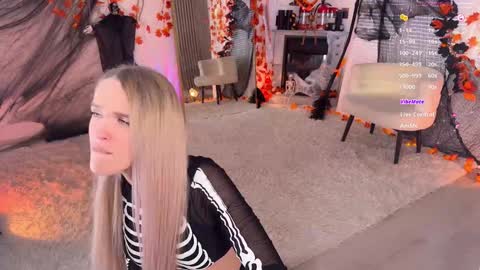 Mikki chan online show from 10.29.25