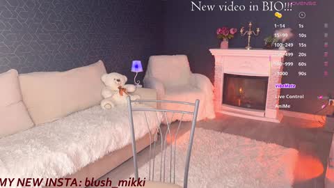 Snapshot of blush_mikki chatting on 02.20.26 Mikki chan online show from 02.20.26
