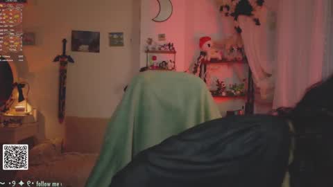 Snapshot of blushing_nymph chatting on 10.06.25 Im Nym Justa nymph on twitter and IG online show from 10.06.25