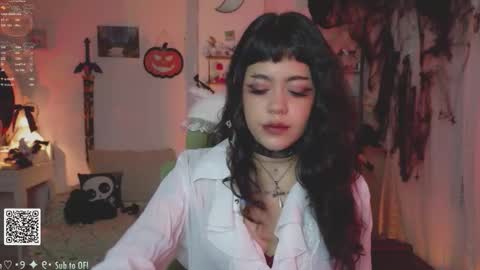 Snapshot of blushing_nymph chatting on 10.17.25 Im Nym Justa nymph on twitter and IG online show from 10.17.25
