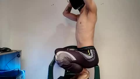 Snapshot of bluu_boy chatting on 03.03.25 Blu Boy online show from 03.03.25