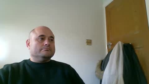 Snapshot of bobabator chatting on 11.13.25 bobabator online show from 11.13.25