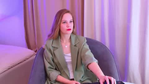 Snapshot of bobabliss chatting on 11.16.25 bobabliss online show from 11.16.25