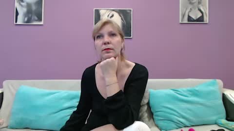 SlutWife online show from 02.22.25