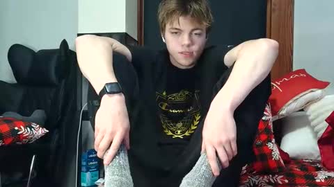 Snapshot of bobby72738 chatting on 11.10.25 bobby72738 online show from 11.10.25