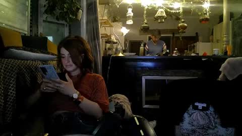 Snapshot of bobbyandsadie chatting on 04.07.26 Bobby and Sadie online show from 04.07.26