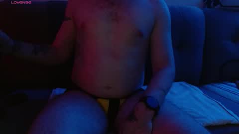 Snapshot of bobbyenglish69 chatting on 09.10.25 Bobby English online show from 09.10.25