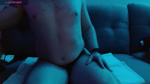 Snapshot of bobbyenglish69 chatting on 10.27.25 Bobby English online show from 10.27.25