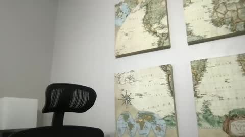 bobbylightfoot3 online show from 02.14.25