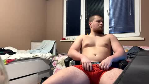 Snapshot of bobi2202 chatting on 01.04.25 bobi2202 online show from 01.04.25