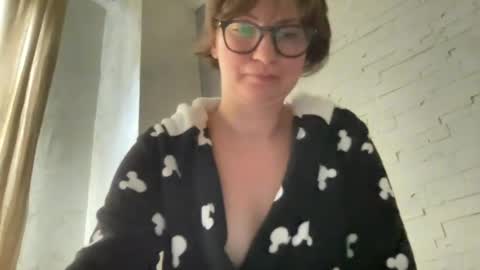 Snapshot of bobwig4 chatting on 06.27.26 Tips prfr 11-55-111 tok online show from 06.27.26