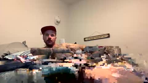 Snapshot of bodyart85_19 chatting on 12.04.24 Bodyart85 19 online show from 12.04.24