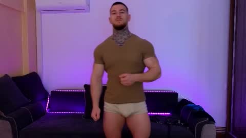 Snapshot of bodyouwant chatting on 03.10.25 bodyouwant online show from 03.10.25