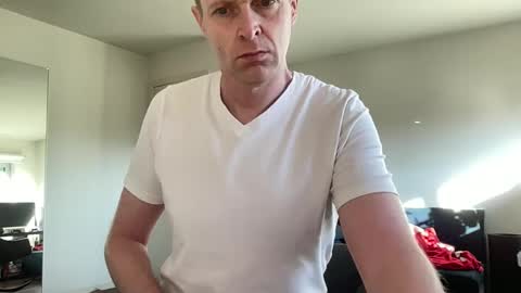 Snapshot of boegieboy76 chatting on 01.13.25 ask me online show from 01.13.25