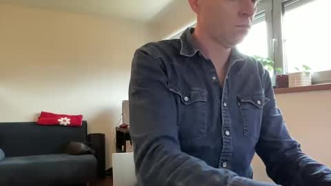 Snapshot of boegieboy76 chatting on 01.31.25 ask me online show from 01.31.25