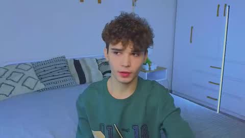 ALEXPVT IS OPEN online show from 11.08.25