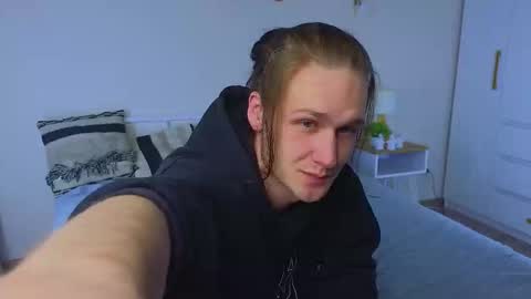 ALEXPVT IS OPEN online show from 11.16.25