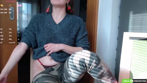 Snapshot of bon_appetits69 chatting on 01.10.25 Luthien online show from 01.10.25