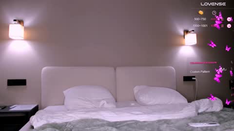 Olly online show from 12.20.24