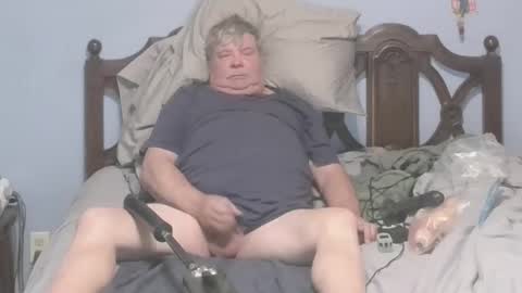 Snapshot of boner1961 chatting on 11.29.25 boner1961 online show from 11.29.25