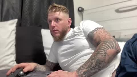 Snapshot of boner4you1994 chatting on 01.19.26 boner4you1994 online show from 01.19.26