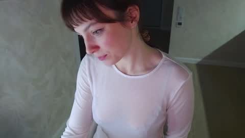 Snapshot of bonjourlabelle chatting on 12.29.24 Mary 3 live time content 18   online show from 12.29.24