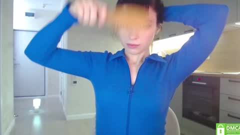 Snapshot of bonjourlabelle chatting on 01.20.25 Mary 3 live time content 18   online show from 01.20.25