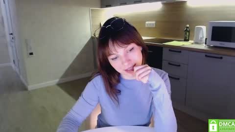 Snapshot of bonjourlabelle chatting on 02.10.25 Mary 3 live time content 18   online show from 02.10.25