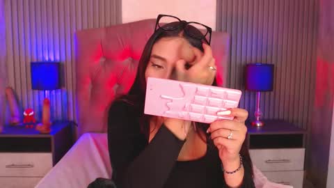 bonnali_lune online show from 11.07.25