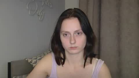 Snapshot of bonne_chance chatting on 10.03.25 bonne_chance online show from 10.03.25