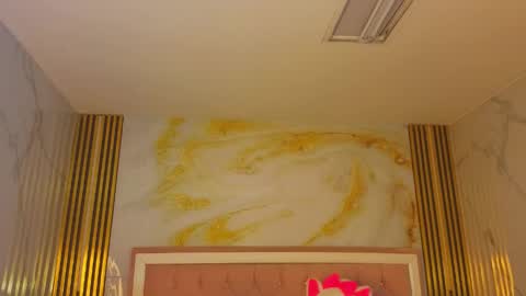 Snapshot of bonnie_1s chatting on 05.08.26 Bonnie online show from 05.08.26