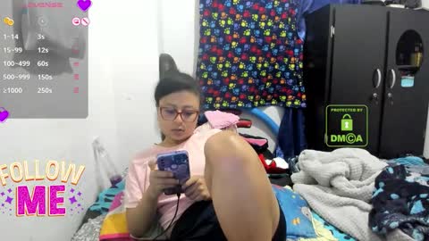 bonnie lam  hello welcome to my room I hope you have fun and you can reach your maximum pleasure here with me online show from 10.20.25