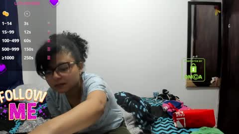 bonnie lam  hello welcome to my room I hope you have fun and you can reach your maximum pleasure here with me online show from 04.17.26