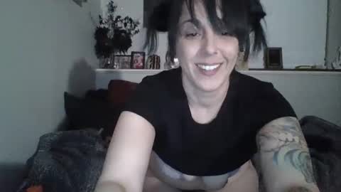 Bonnie Red - Mommy has to be quiet at night  online show from 02.26.25