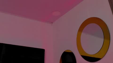   online show from 02.05.25