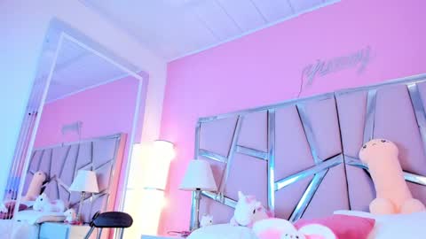 Bonnie  online show from 01.29.25