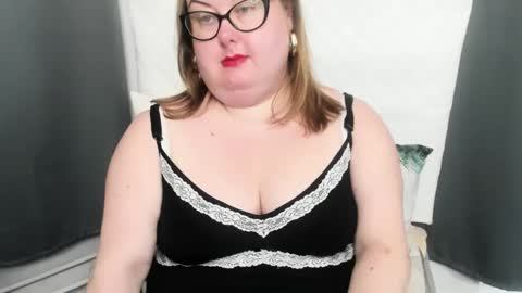 Bonnie online show from 12.06.24