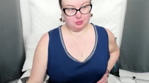 Bonnie online show from 11.20.25