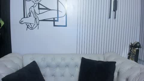 Snapshot of bonny_petite chatting on 04.24.26 Vicky online show from 04.24.26