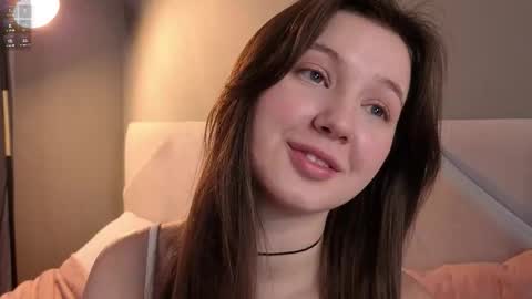 Snapshot of bonnyflower chatting on 10.29.25 Eva online show from 10.29.25