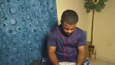 Snapshot of bonsai160723 chatting on 02.05.26 kevin hart online show from 02.05.26