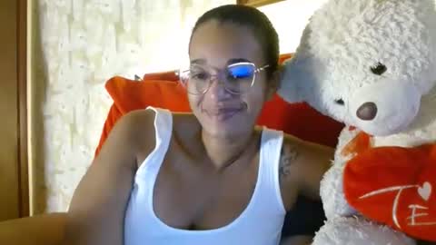 Queen Bon Vivantt online show from 12.27.24