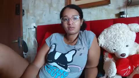 Queen Bon Vivantt online show from 02.14.25