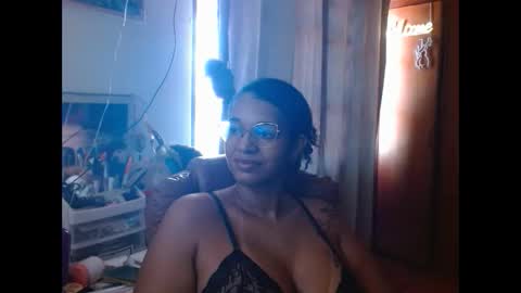 Queen Bon Vivantt online show from 03.06.25