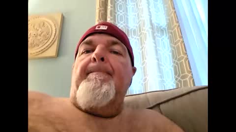 Snapshot of boolika chatting on 05.19.26 Boolika online show from 05.19.26