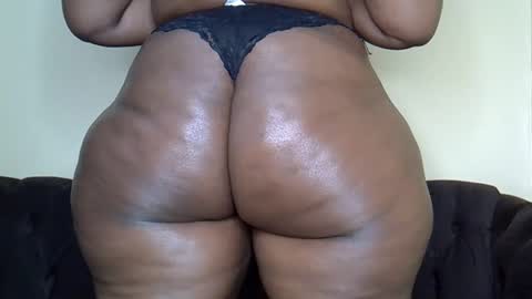 bootieshakess online show from 12.14.25