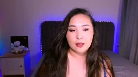 Snapshot of bootylecious_ chatting on 07.15.26 Mona online show from 07.15.26