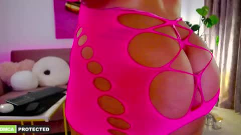 Snapshot of bootyliciousbunny chatting on 05.06.26 bootyliciousbunny online show from 05.06.26