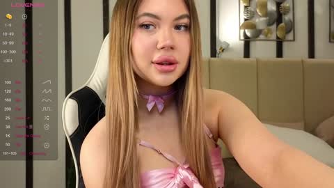 Snapshot of bootytrisha chatting on 02.01.25 Trisha online show from 02.01.25