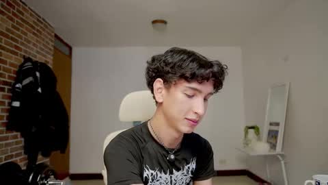 Bream online show from 12.18.25